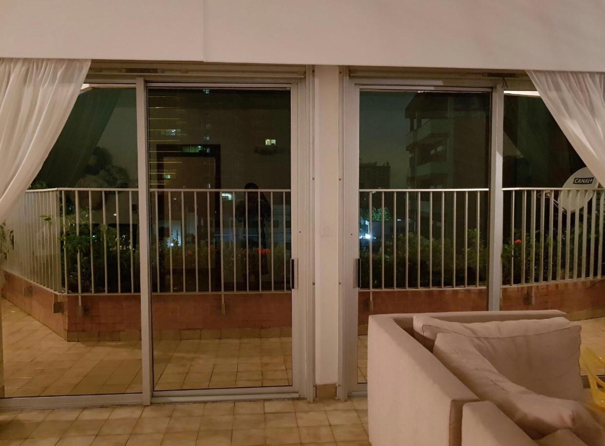 F4 Appartement Bonanjo Douala Kültér fotó